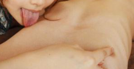 【快生堂もえ】乳首舐めしてくれるか