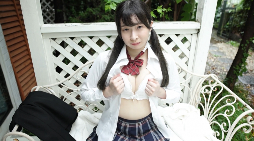 デリヘルで会えるグラビアアイドル【城凪春妃】